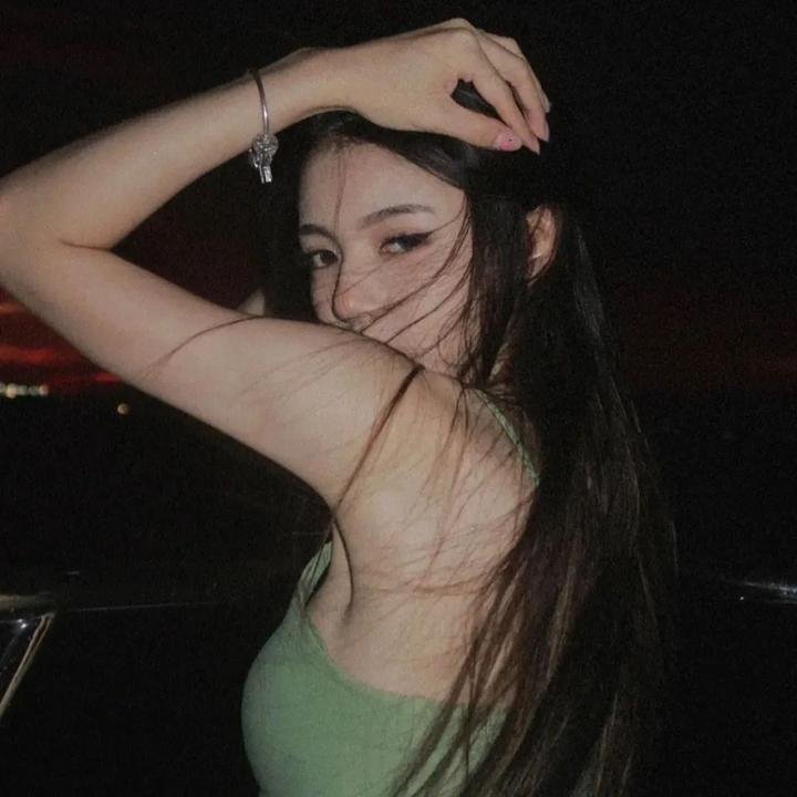 薇若妮卡想不开